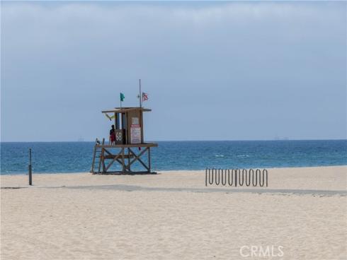 6704 W Oceanfront  , Newport Beach, CA