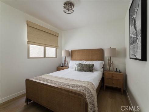 6704 W Oceanfront  , Newport Beach, CA