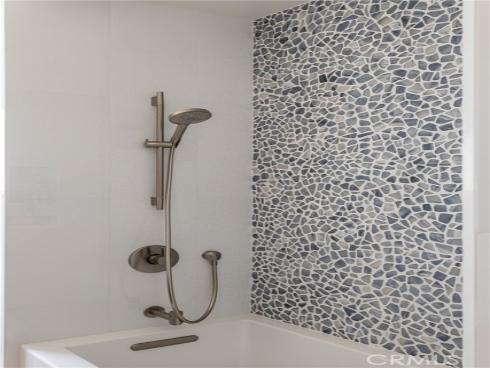 6704 W Oceanfront  , Newport Beach, CA
