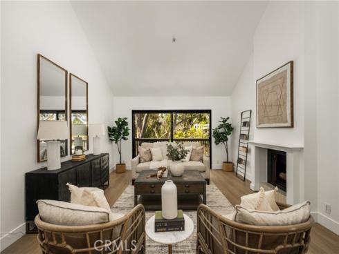 9 Canyon Island Drive
