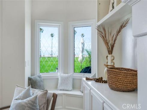 920 E Oceanfront , Newport Beach, CA
