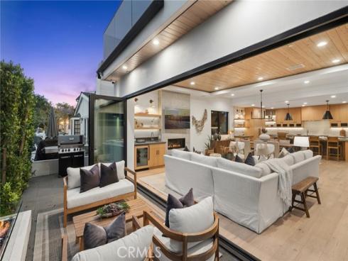 1717 E Ocean   Boulevard, Newport Beach, CA