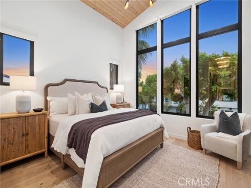 1717 E Ocean   Boulevard, Newport Beach, CA