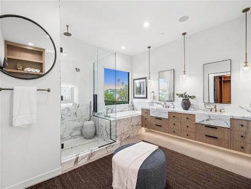 1717 E Ocean   Boulevard, Newport Beach, CA