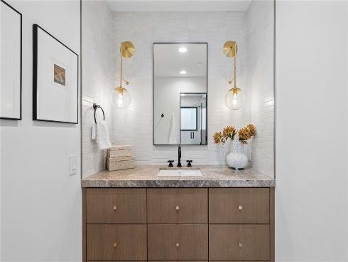 1717 E Ocean   Boulevard, Newport Beach, CA