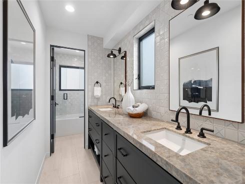 1717 E Ocean   Boulevard, Newport Beach, CA