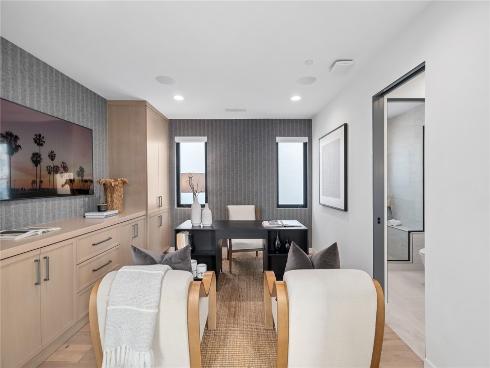 1717 E Ocean   Boulevard, Newport Beach, CA