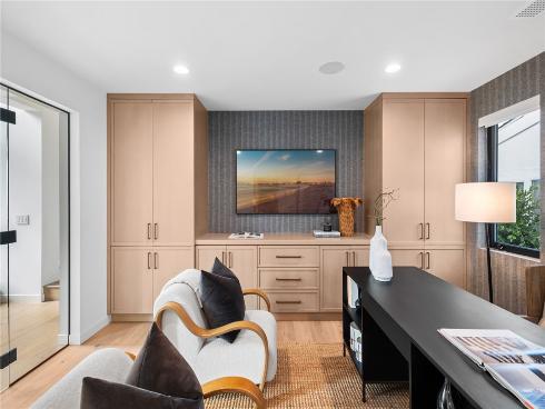 1717 E Ocean   Boulevard, Newport Beach, CA