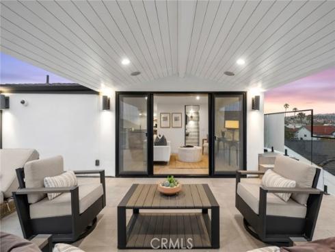 1717 E Ocean   Boulevard, Newport Beach, CA
