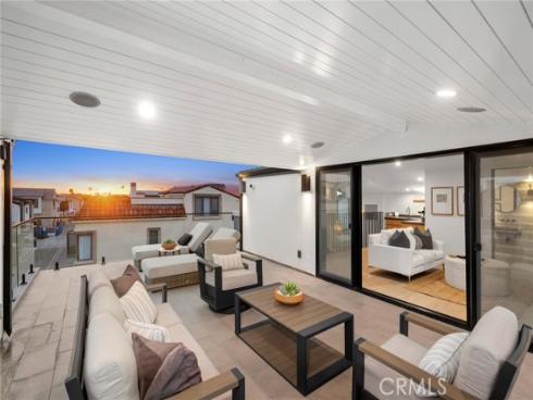 1717 E Ocean   Boulevard, Newport Beach, CA