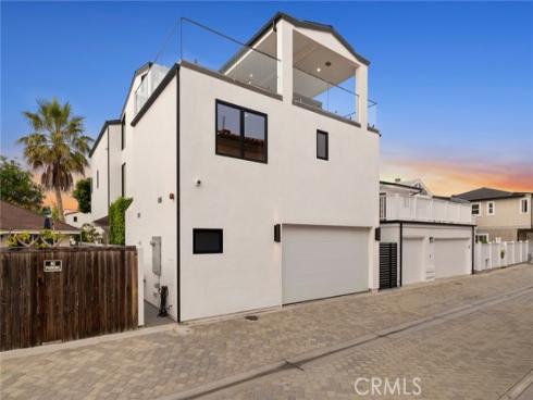 1717 E Ocean   Boulevard, Newport Beach, CA