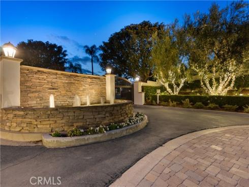 67 Pelican Court, Newport Beach, CA