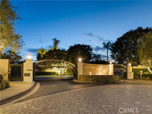 67 Pelican Court, Newport Beach, CA
