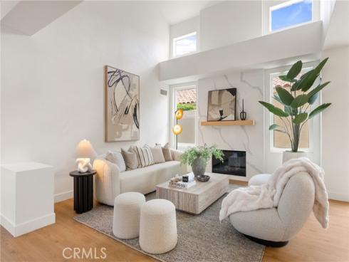 67 Pelican Court, Newport Beach, CA