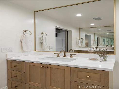 362  Vista Madera  , Newport Beach, CA
