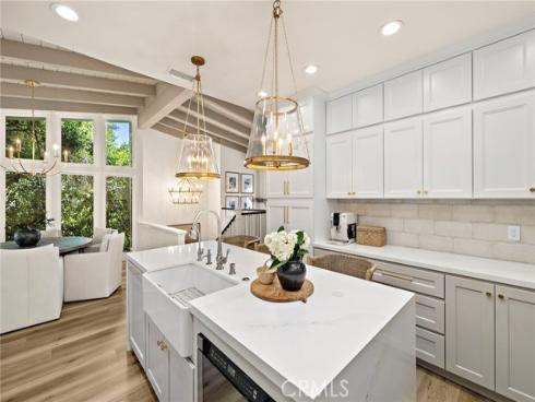 362  Vista Madera  , Newport Beach, CA