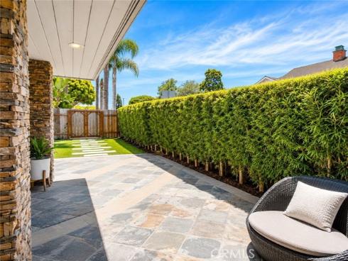 501  Aliso Ave.  , Newport Beach, CA