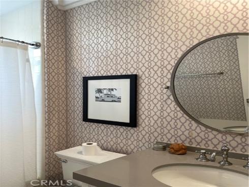 23  Edgewood  , Newport Beach, CA