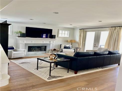 23  Edgewood  , Newport Beach, CA