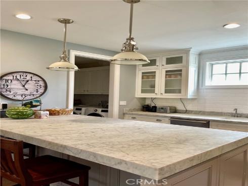 23  Edgewood  , Newport Beach, CA