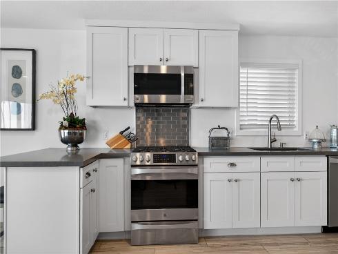 2212 W Oceanfront  , Newport Beach, CA