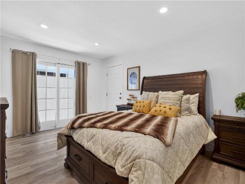 2212 W Oceanfront  , Newport Beach, CA