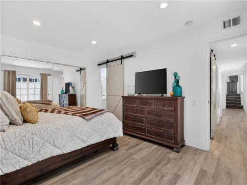 2212 W Oceanfront  , Newport Beach, CA