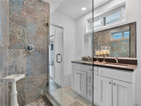 2212 W Oceanfront  , Newport Beach, CA