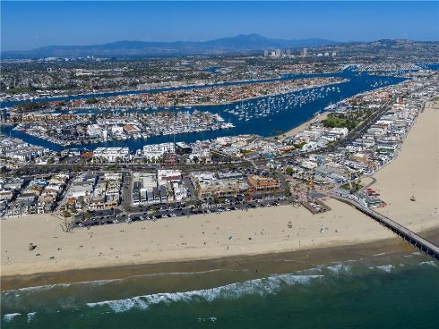 2212 W Oceanfront  , Newport Beach, CA