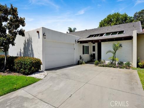 2211  Fortuna  , Newport Beach, CA