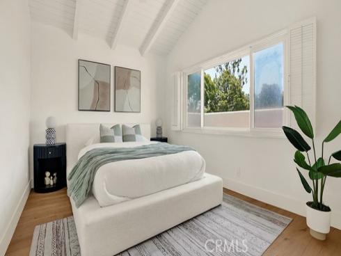 2211  Fortuna  , Newport Beach, CA