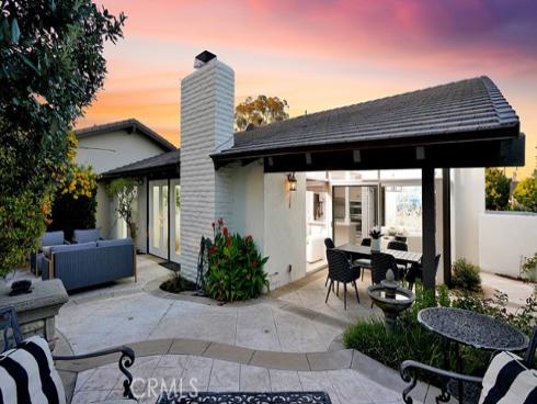2211  Fortuna  , Newport Beach, CA
