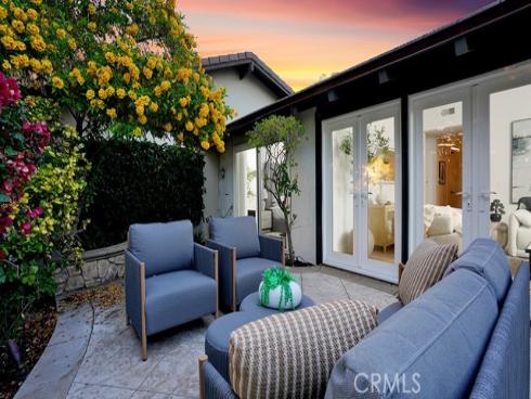2211  Fortuna  , Newport Beach, CA
