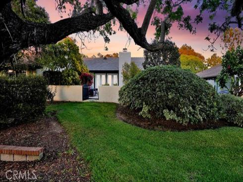 2211  Fortuna  , Newport Beach, CA