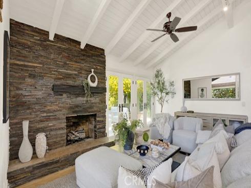 2211  Fortuna  , Newport Beach, CA