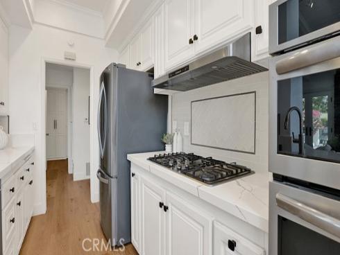 2211  Fortuna  , Newport Beach, CA