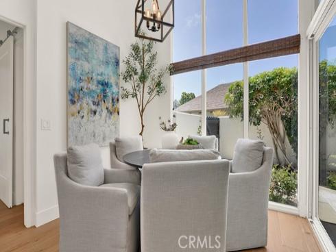 2211  Fortuna  , Newport Beach, CA