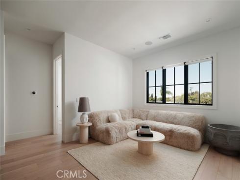 1423  Mariners  , Newport Beach, CA