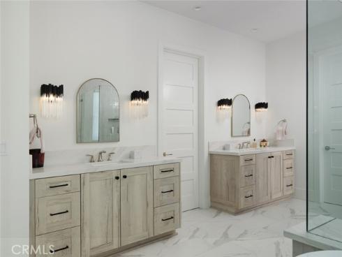 1423  Mariners  , Newport Beach, CA