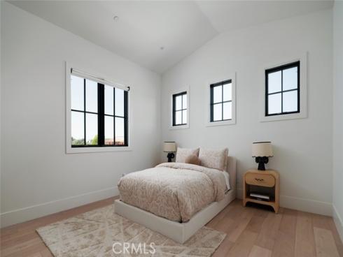 1423  Mariners  , Newport Beach, CA