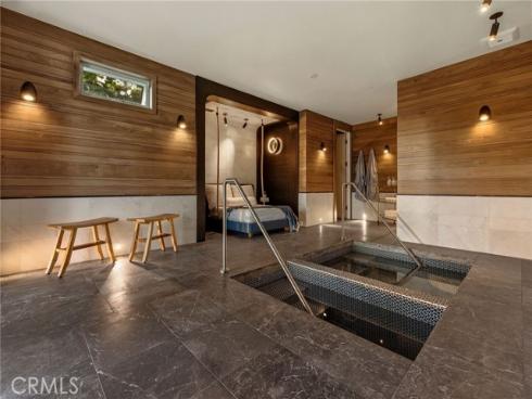 2442  Marino Dr  , Newport Beach, CA