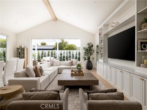 1112  Pembroke   Lane, Newport Beach, CA