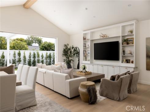 1112  Pembroke   Lane, Newport Beach, CA