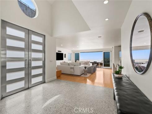 1554 E Oceanfront  , Newport Beach, CA