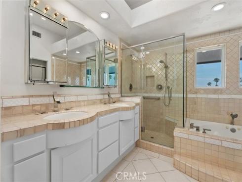 2600  Newport  , Newport Beach, CA