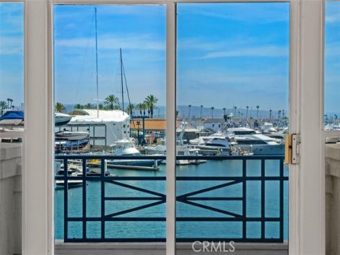 2600  Newport  , Newport Beach, CA