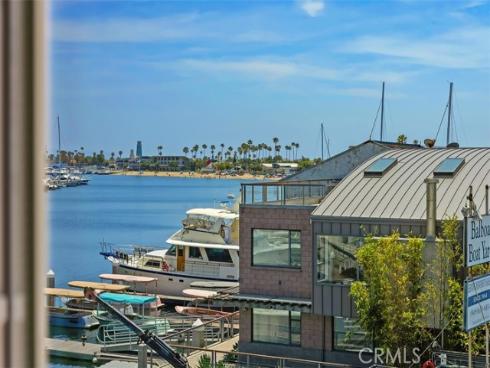 2600  Newport  , Newport Beach, CA