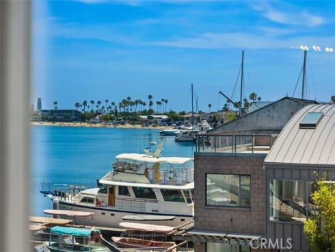 2600  Newport  , Newport Beach, CA