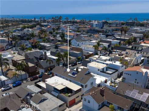 331 Walnut Street, Newport Beach, CA