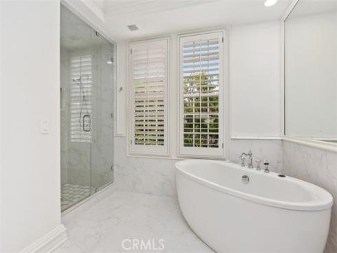 2  Belcourt  , Newport Beach, CA